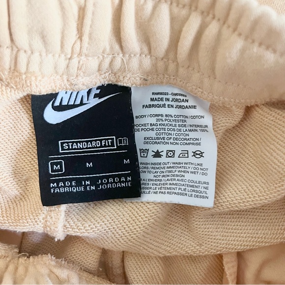 Nike Boys Peach Pastel Sweat Shorts Side Swoosh Boy’s Medium Yellow Blue - Picture 2 of 5